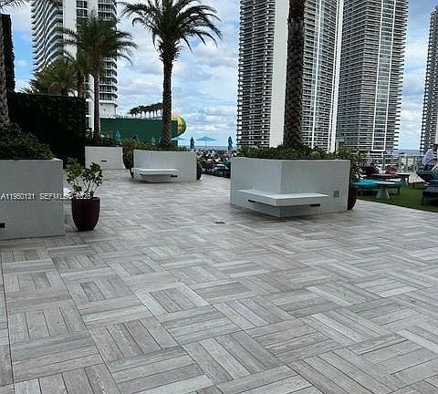 5th image of 4010 S Ocean Dr Unit R2702