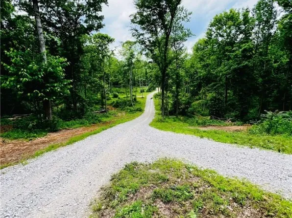  Hartman Court, Palmyra, IN 47164