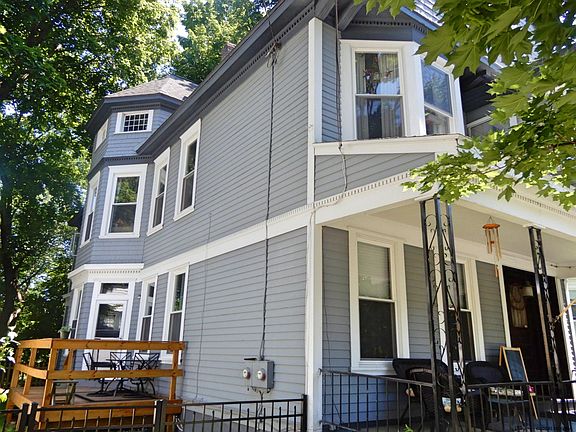 4th image of 21 Hawthorne Ave