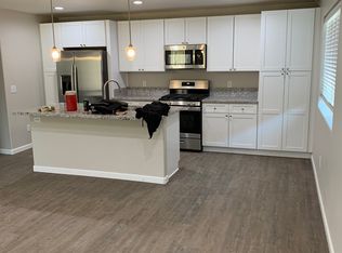 261 E Prosperity Ave, Tulare, CA 93274