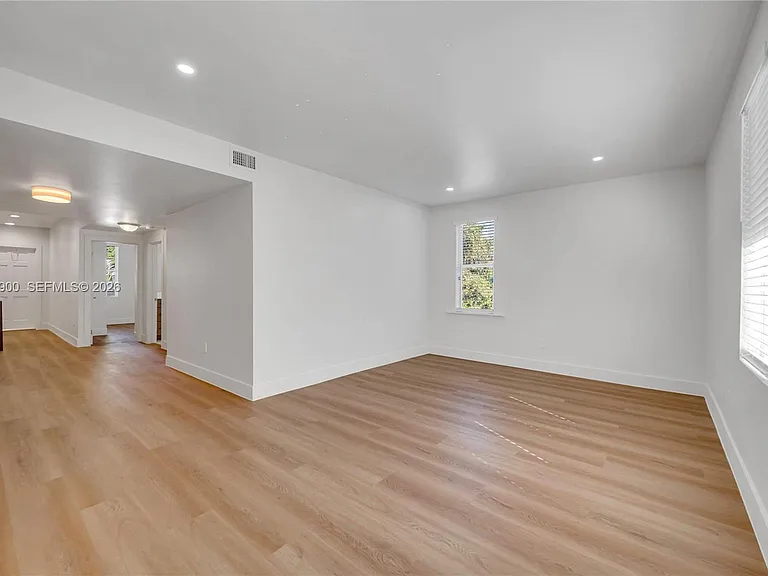 893 NE 81st St #1 — Photo 6