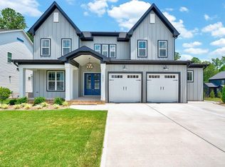 2437 Terri Creek Dr, Fuquay Varina, NC 27526