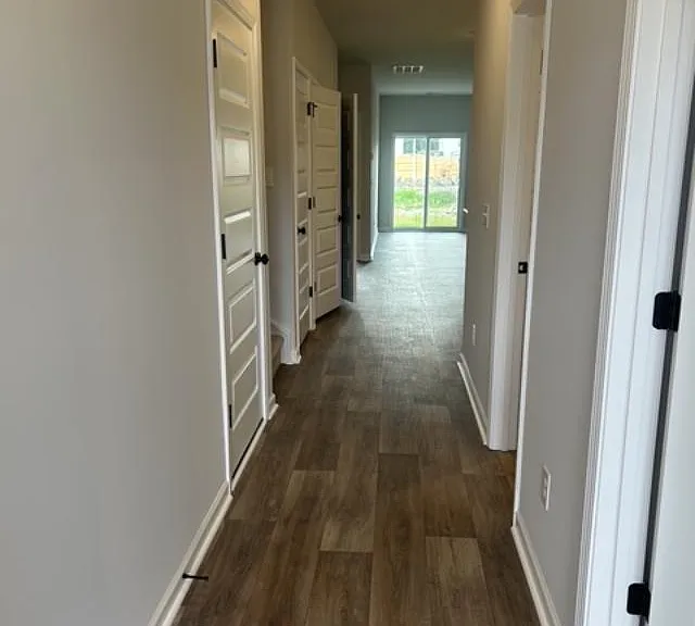 211 River Birch Ln — Photo 2