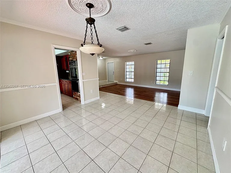 7600 SW 174th St — Photo 11