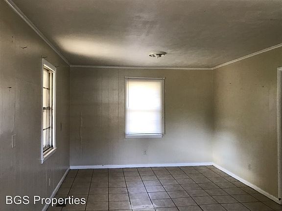 4th image of 522 Ferguson Ave