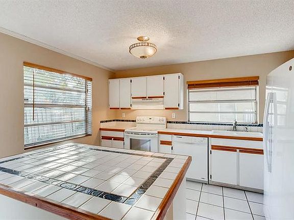 4th image of 500 Danville Ter