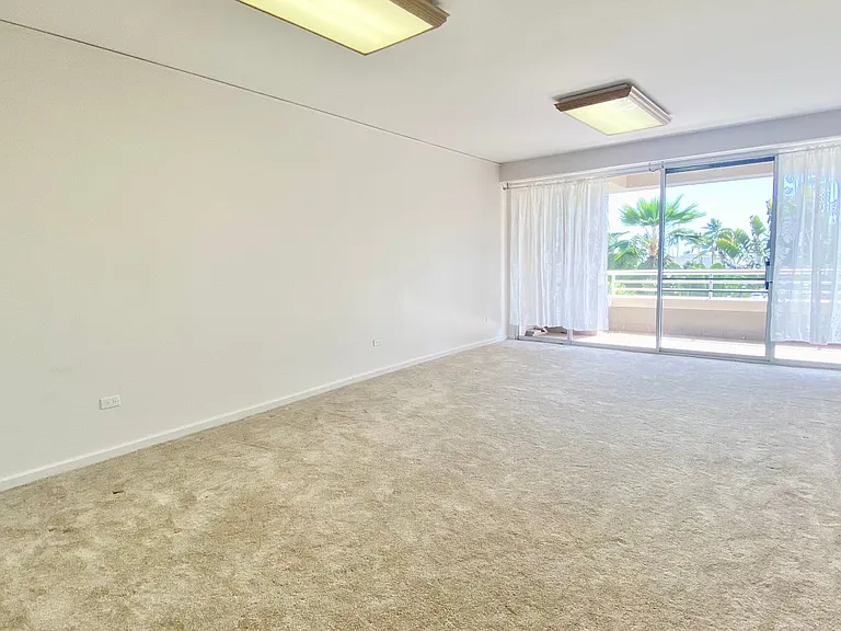1 Keahole Pl #1403 — Photo 3