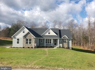 10 Corner Ln, Owings, MD 20736