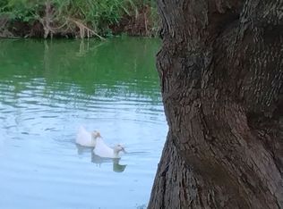 301 Valley Oak Dr, Bandera, TX 78003