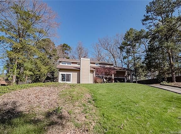 2nd image of 8703 Lorraine Dr