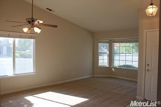 2nd image of 301 Fuller Ln
