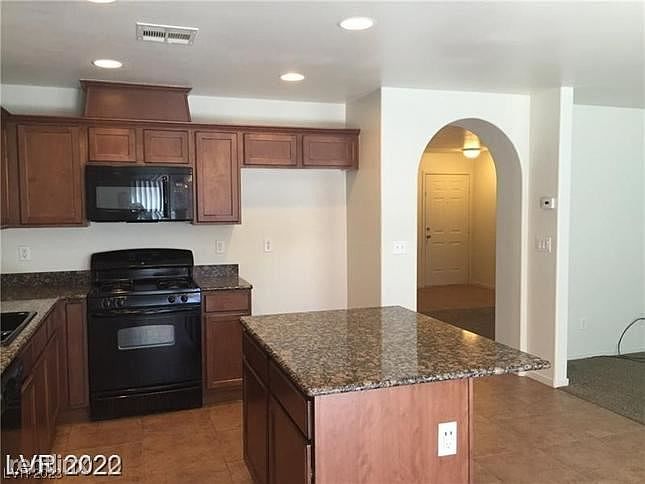 1st image of 10225R Headrick Dr