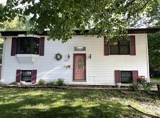 310 W Milwaukee St, Mauston, WI 53948