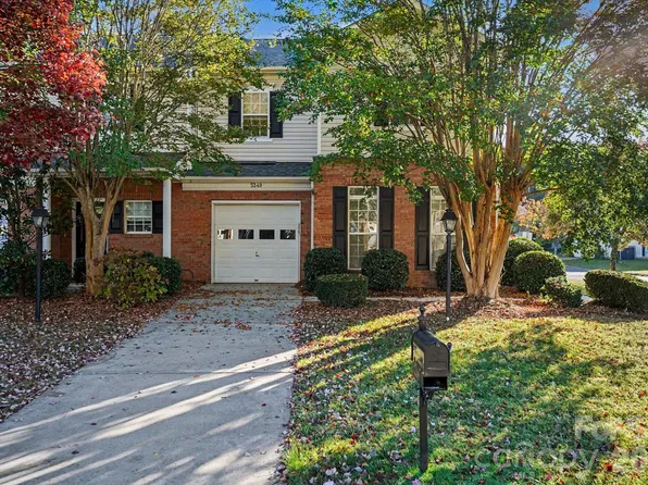5349 Johnston Mill Ct, Charlotte, NC 28269