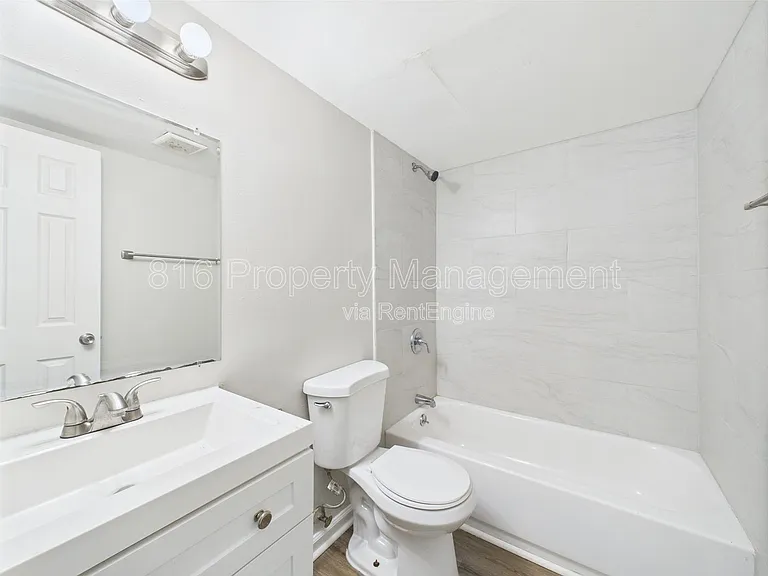 1229 W Hayward Ave #C — Photo 10