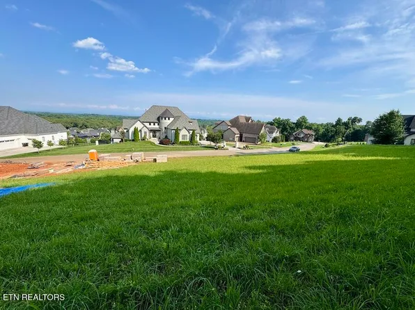 12333 Green Mountain Dr, Knoxville, TN 37934