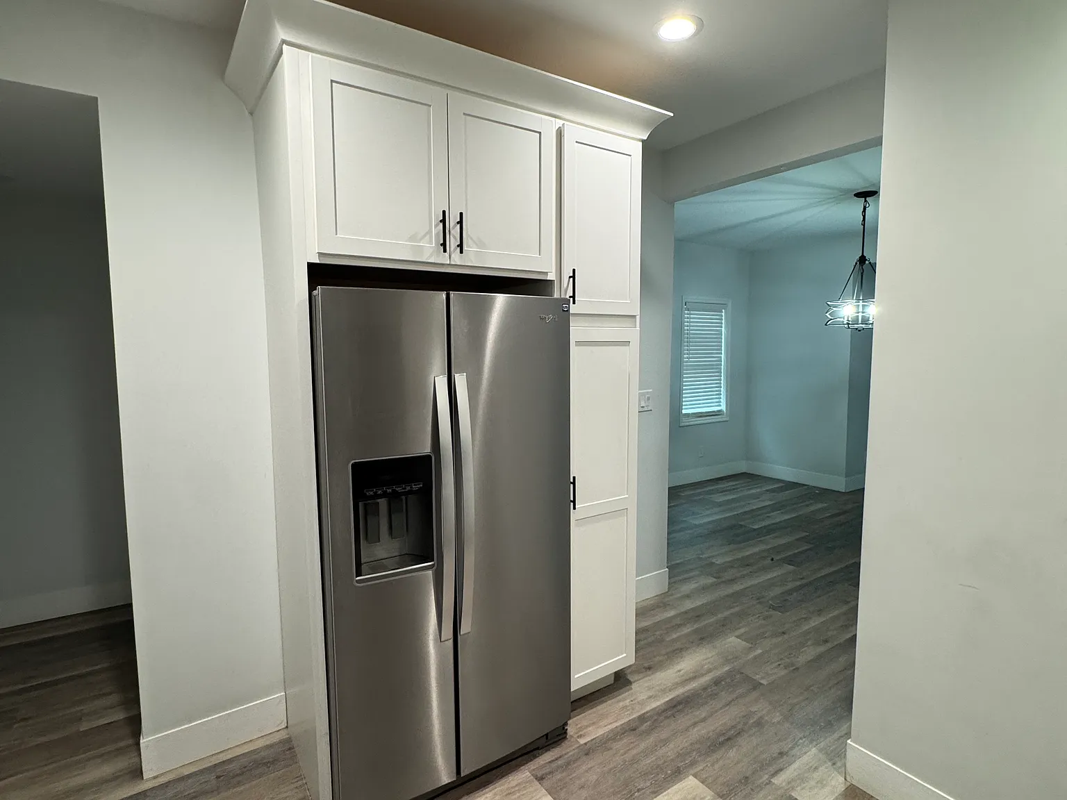 3 bed, 2300 sqft, $1,750 — Photo 2