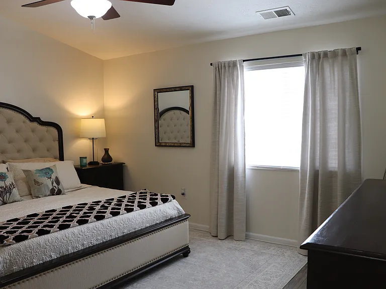 528 Dylan Dr — Photo 21