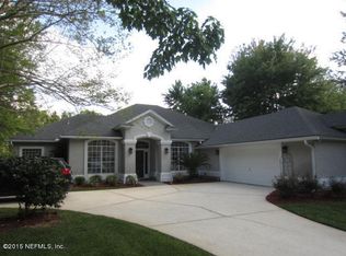 1835 Commodore Point Dr, Fleming Island, FL 32003