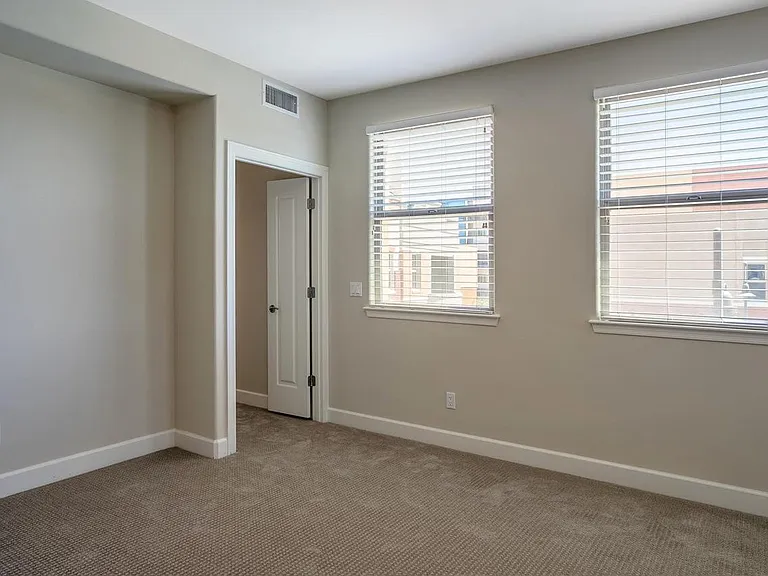 617 S Roosevelt St — Photo 18
