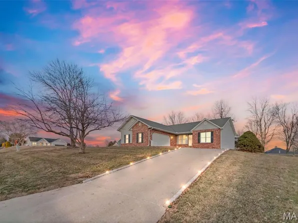 297 Maple Summit Rd, Jerseyville, IL 62052