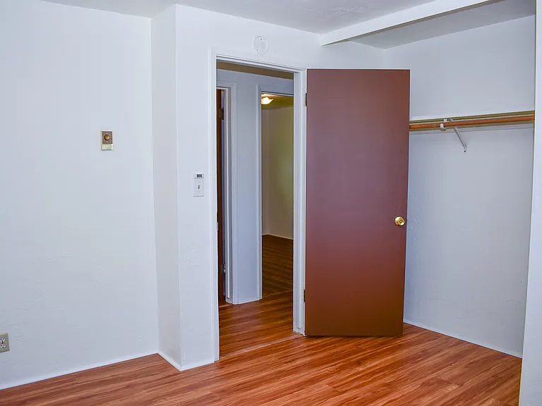 2824 Howard Ave — Photo 8