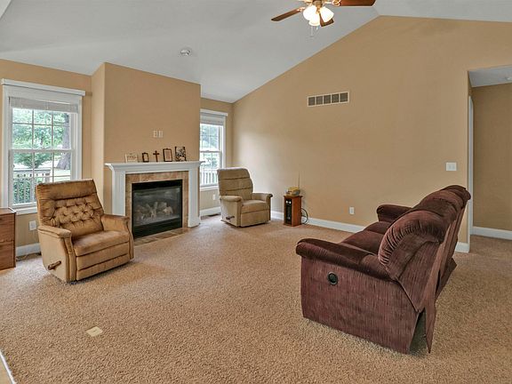 5th image of 2503 W Stonehenge Ct