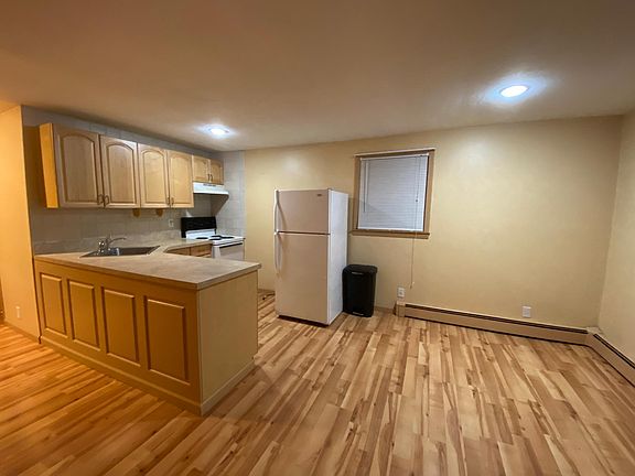 3rd image of 423 6th St Floor 2