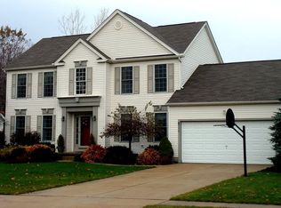 335 Providence Dr, Medina, OH 44256