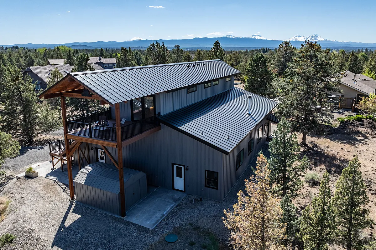 Building Photo - 64342 Crosswinds Rd
