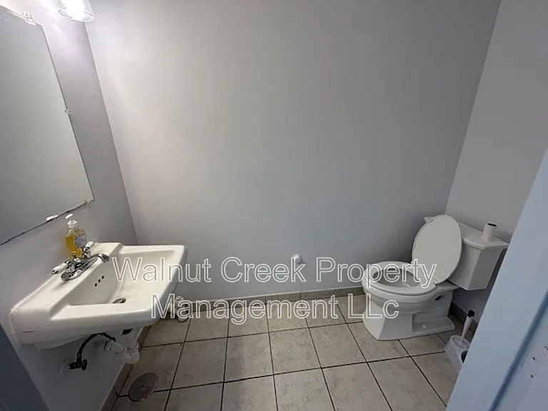 4642 Oberlin Ave #102 — Photo 12