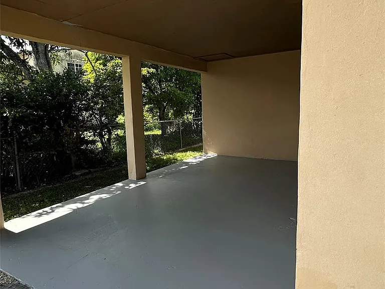 10741 SW 150th Ter — Photo 15