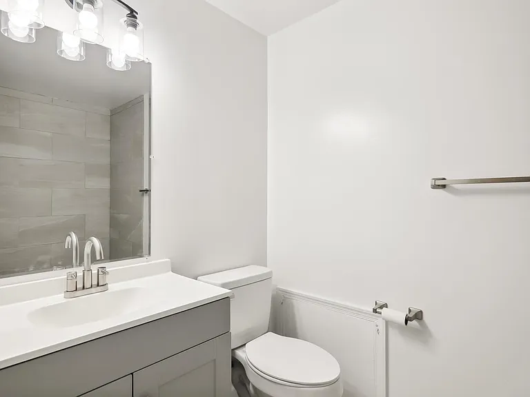 18257 Smoke House Ct — Photo 15