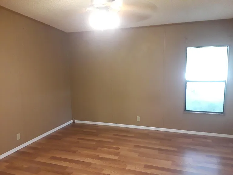 12878 Circle Lake Dr — Photo 2