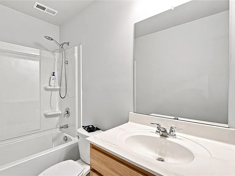411 Riverclub Rd — Photo 16