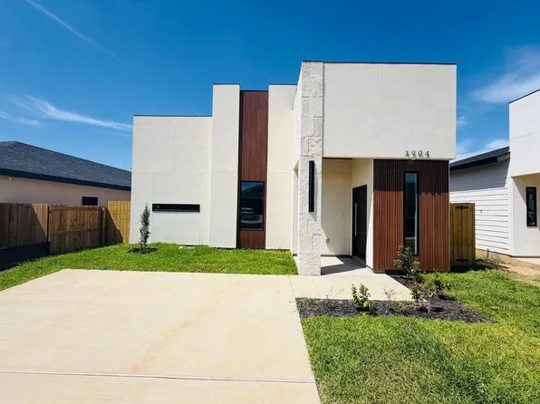 3904 Yoyis St, Laredo, TX 78046
