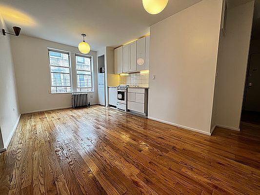 1st image of 701 W 184th St APT 4G