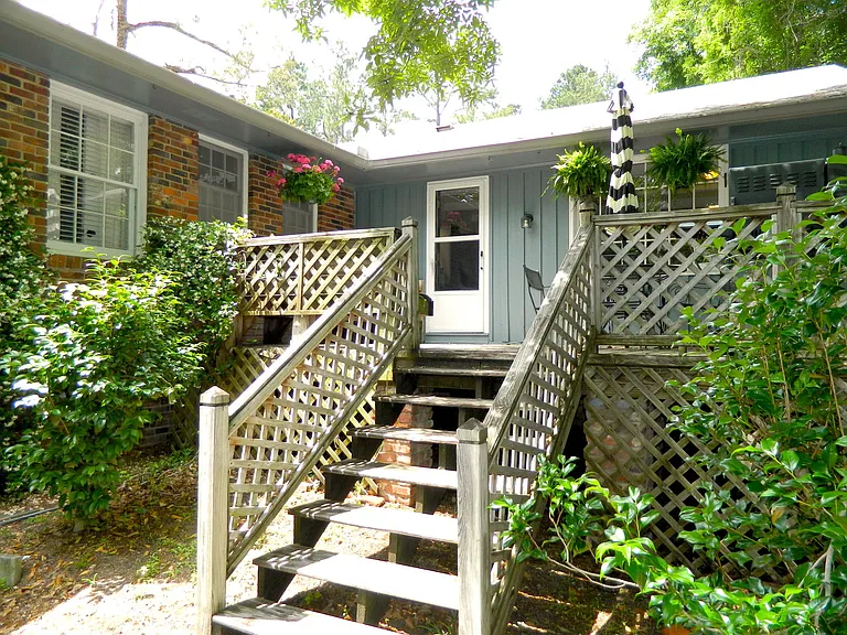 744 McClure Dr — Photo 39