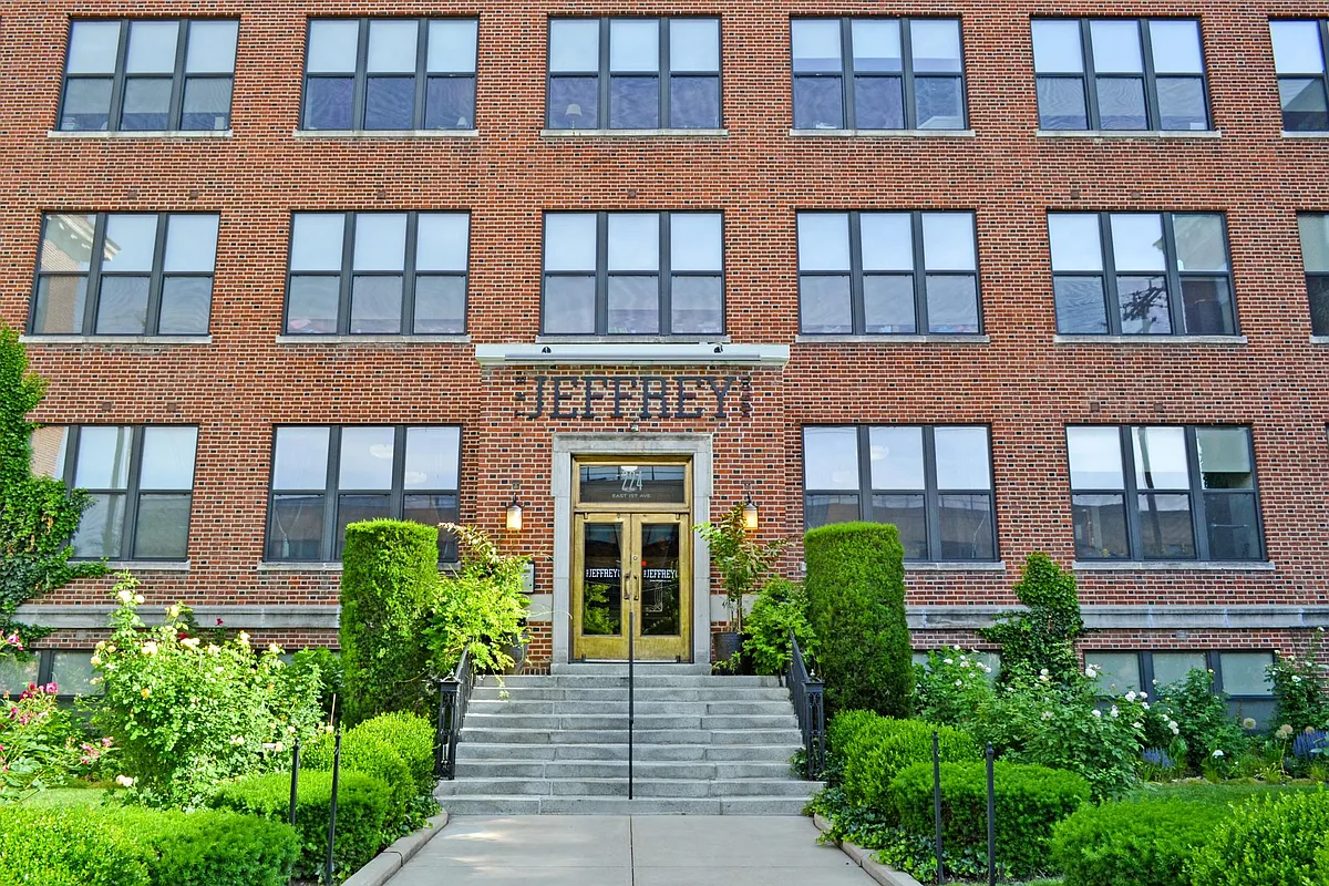 Building Photo - The Jeffrey