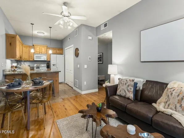 1174 E 3300 S APT 311, Millcreek, UT 84106