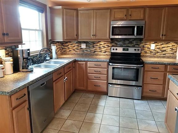 4th image of 107 Mohawk Dr