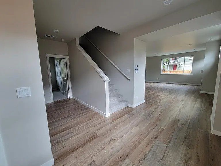 17513 SE 254th St — Photo 5