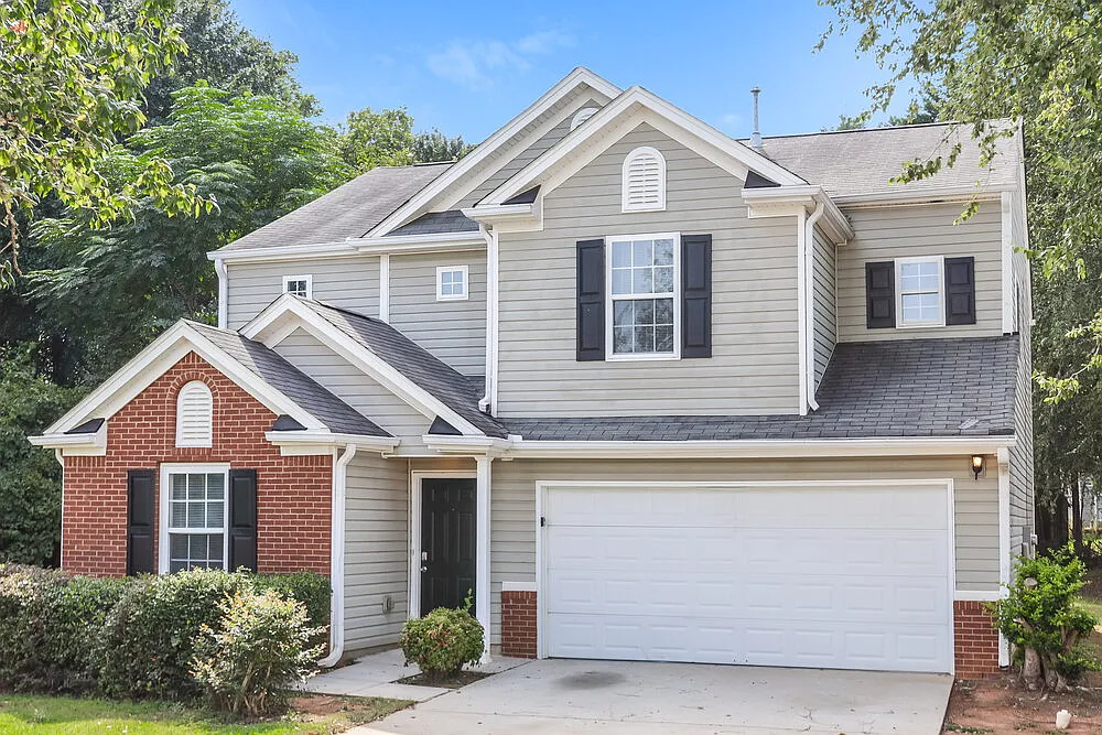 4 bed, 2.5 bath, 2148 sqft, $2,255 — Photo 1