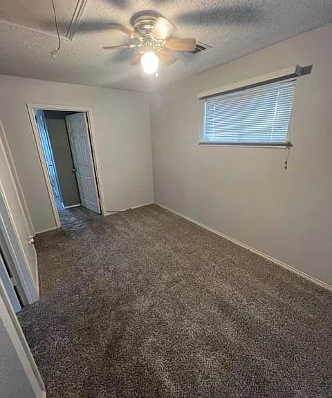 553 Raintree Cir — Photo 9