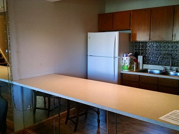 3rd image of 35 Balsam Ct