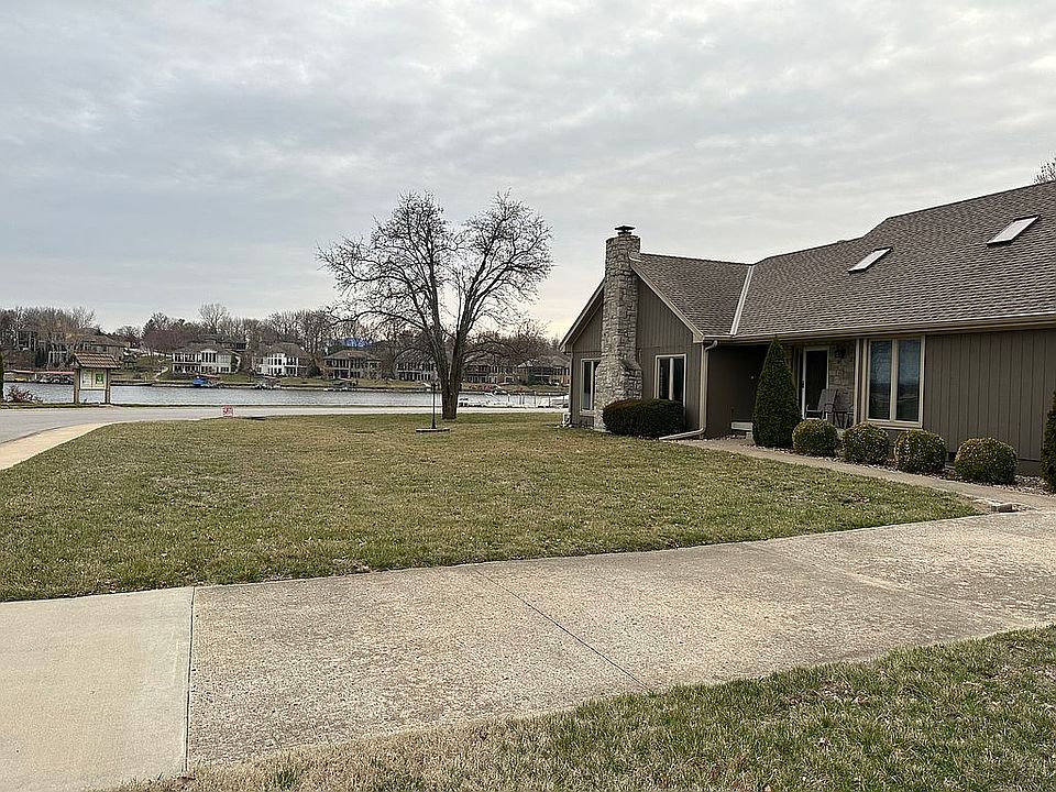 1st image of 113 N Winnebago Dr