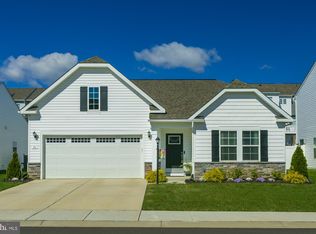 51 Ludgate Mnr, Falling Waters, WV