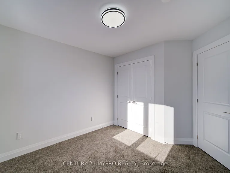 13 Lillys Ct — Photo 35