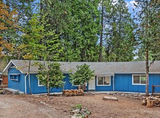 12191 Loma Rica Dr, Grass Valley, CA 95945