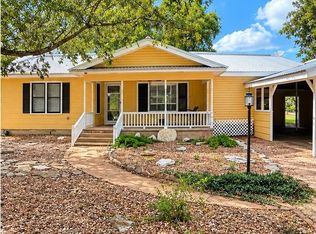 5706 Anders Daniels Rd, La Grange, TX 78945